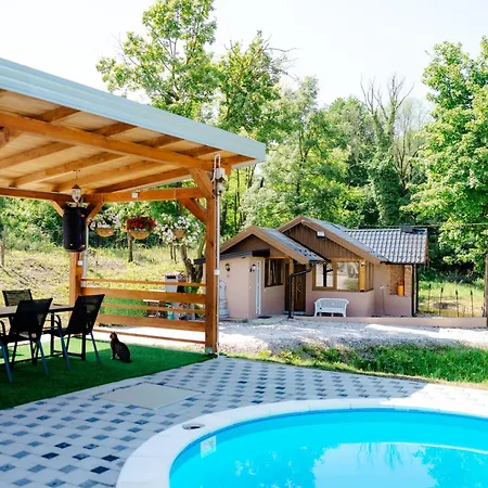 Forest Pool Zelena Oaza Casa vacanze