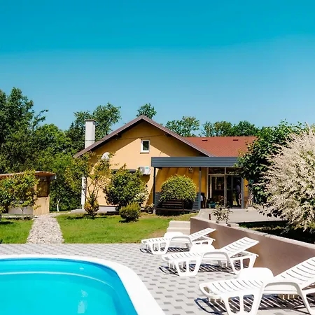 Forest Pool Zelena Oaza Casa vacanze Ivisovo Greblje